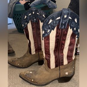 Laredo flag boots size 6.5